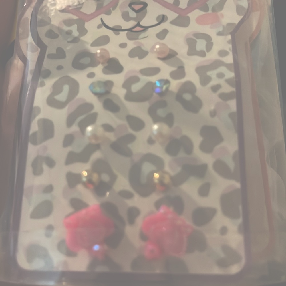 Six pack of earrings